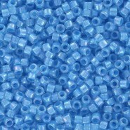 Toho Treasure beads 11/0 Inside-Color Rainbow Crystal/Blue Turquoise-Lined TT-01-787